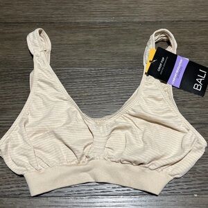 2 pack Bali Women's Cream Comfort Crop Top Bralette size Small Pullover